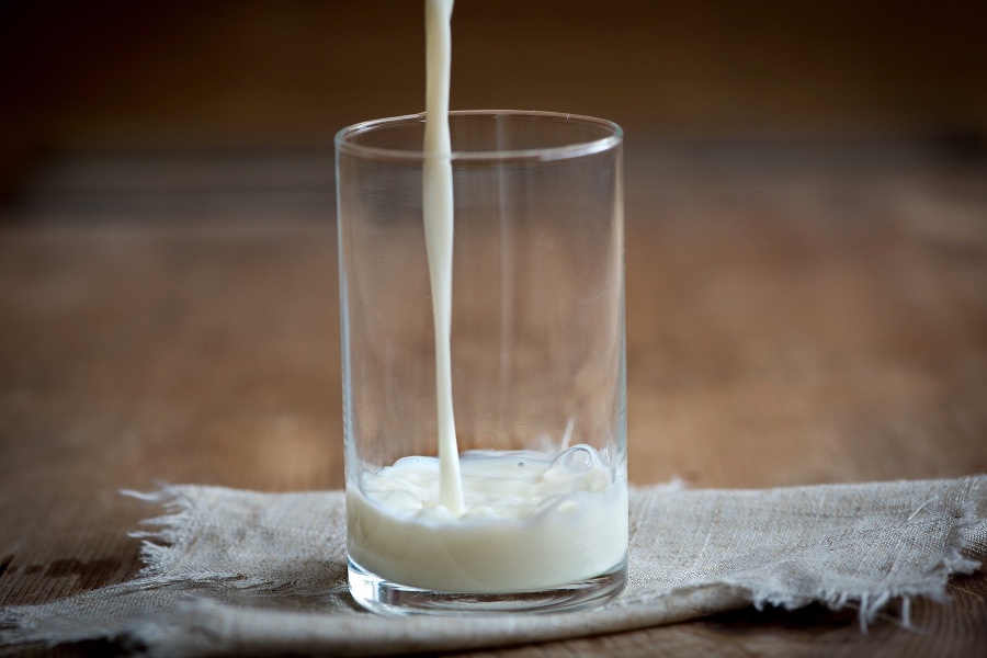 Does milk help hangovers